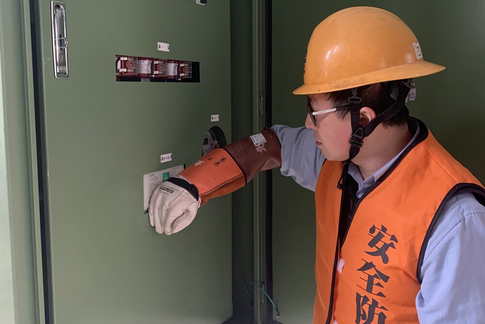 High-rise Rescue and Emergency Solar Power Shutoff Drills at Hsinpu Chemical Fiber Plant